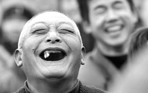 两大原因造成老年缺牙